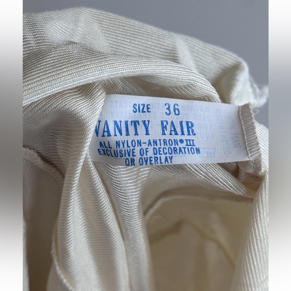 Vintage 70's Vanity Fair Beige Chevron Lace Cami Camisole Slip Top Size 36 *FLAW - Picture 5 of 9
